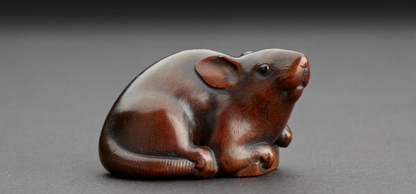 Wood Netsuke in the form of a mouse from the Ashmolean collections 